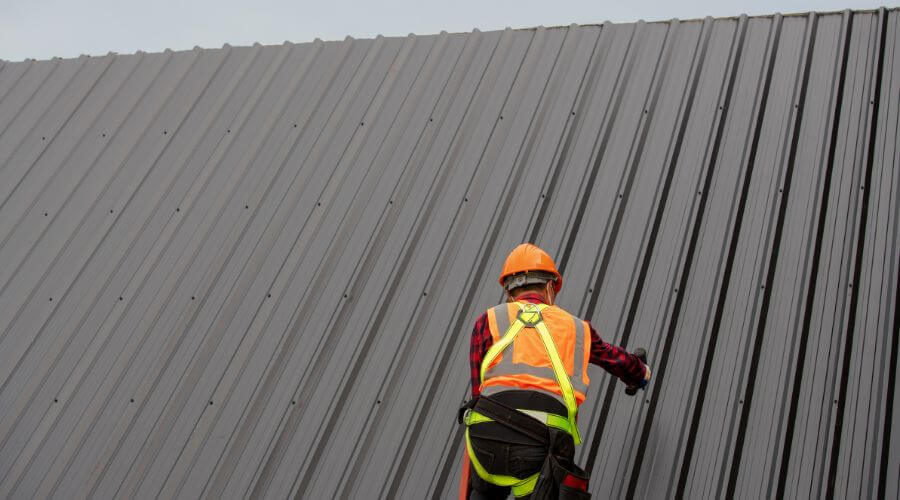 Professional residential roofers in Bee, NE